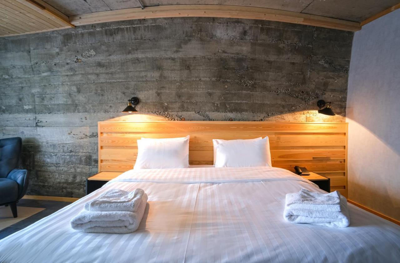 Hotel Posta メスティア エクステリア 写真