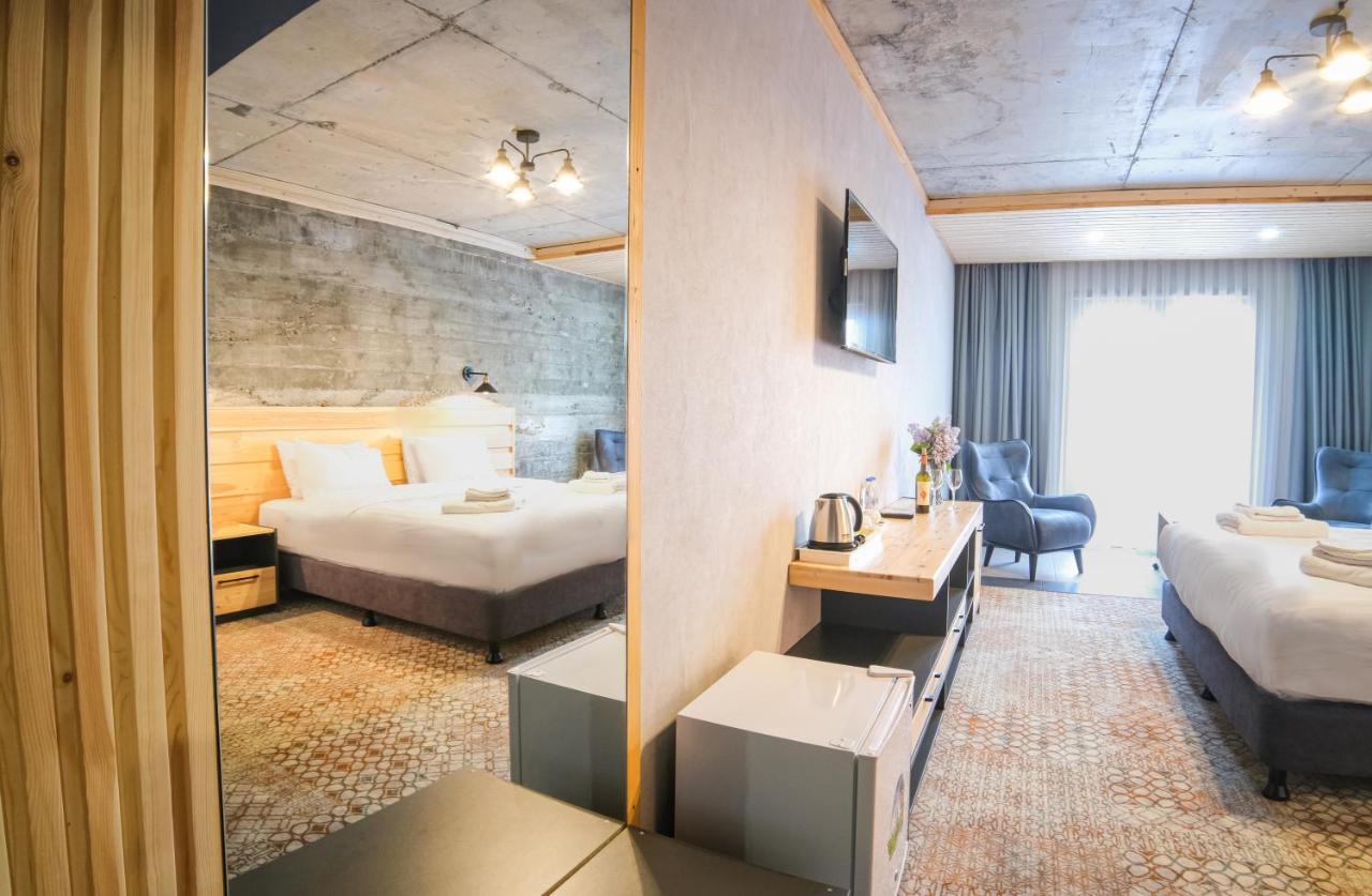Hotel Posta メスティア エクステリア 写真