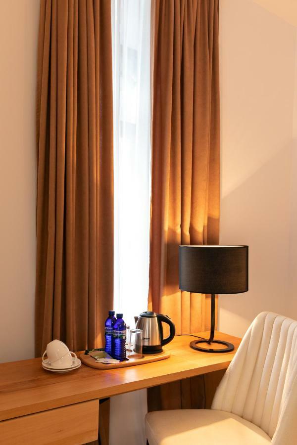 Hotel Posta メスティア エクステリア 写真