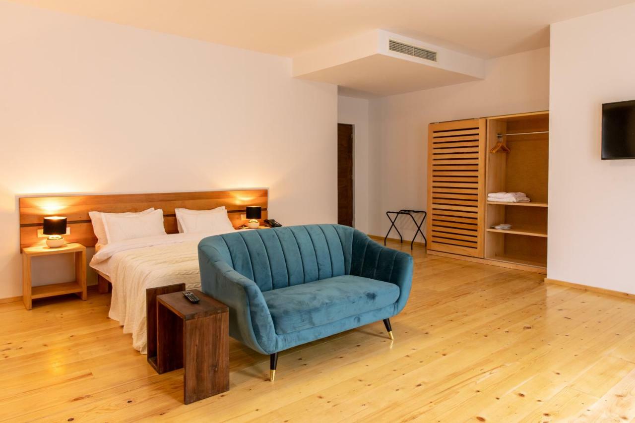 Hotel Posta メスティア エクステリア 写真